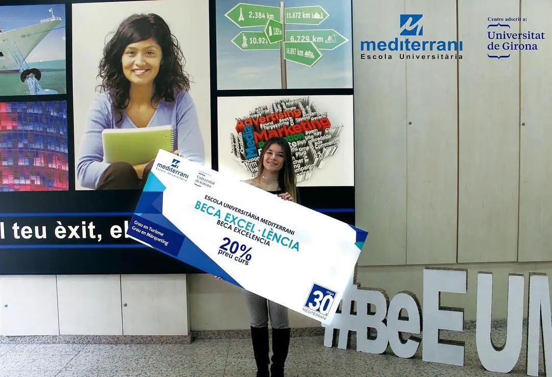 BECA EXCELENCIA ACADÉMICA EU MEDITERRANI