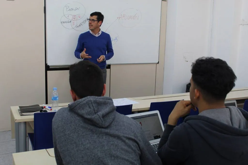 ORIOL LÓPEZ EN EU MEDITERRANI