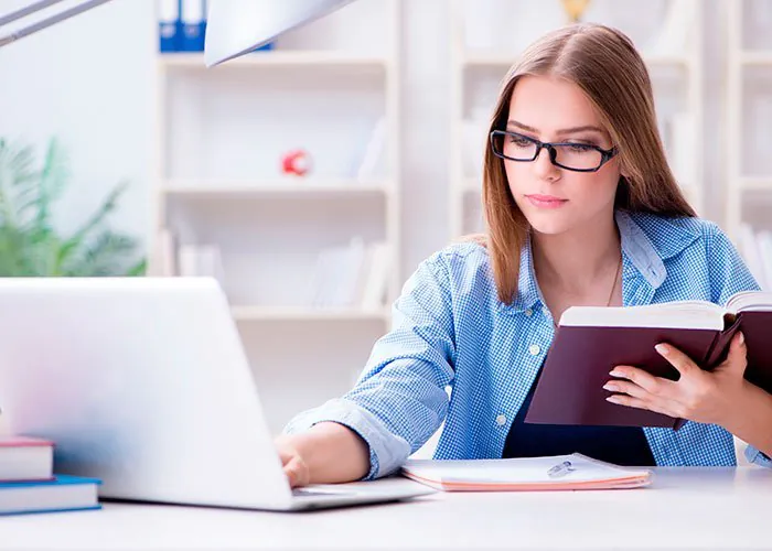 que se estudia en turimo