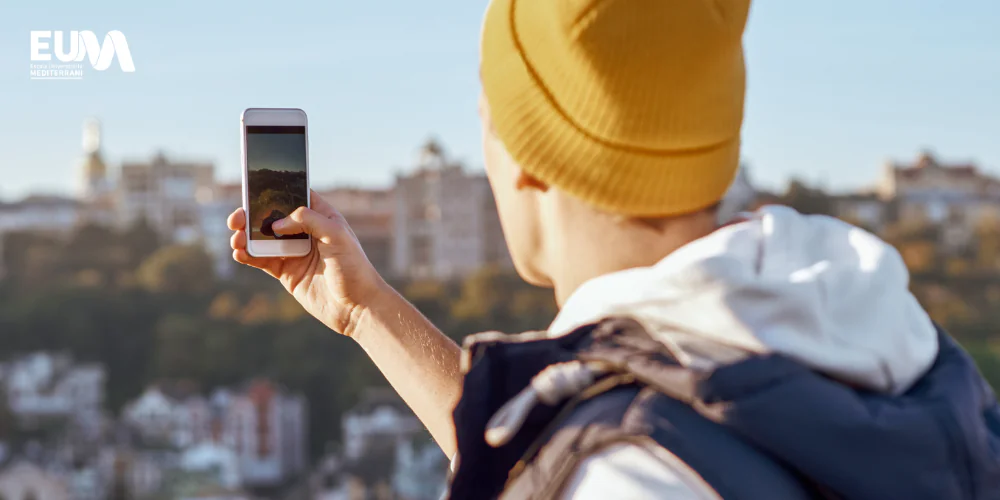 Impacto de los vlogs de viajes sobre la elección de un destino turístico